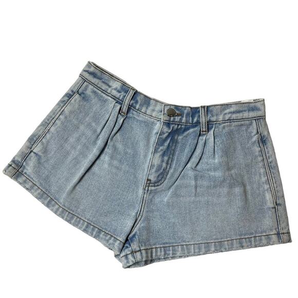 RETROFETE High Waist Pleated Denim Shorts Light Blue Stretch Zip Size 26 NEW - Picture 3 of 7